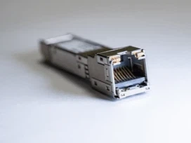 Hub vs Switch vs Router: Potpuna usporedba mrežnih uređaja [2026]